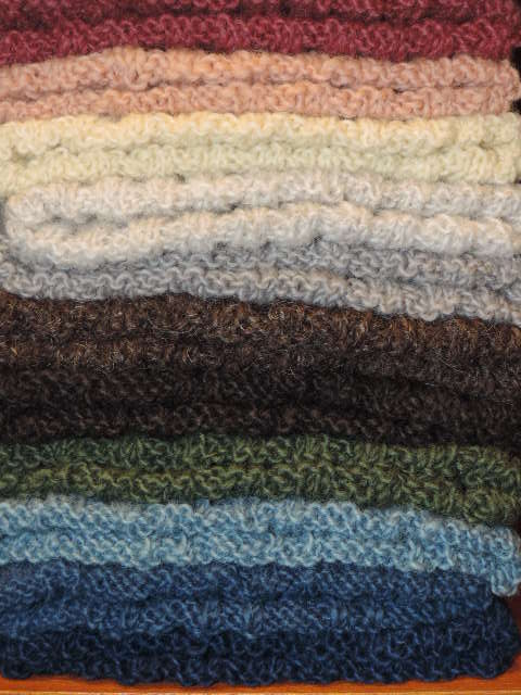 yak wool kusaki zome.JPG